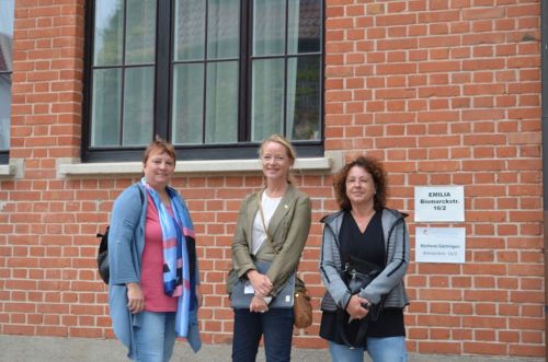 Fotot von Thekla Walker mit den Gemeinderätinnen der Grünen Liste